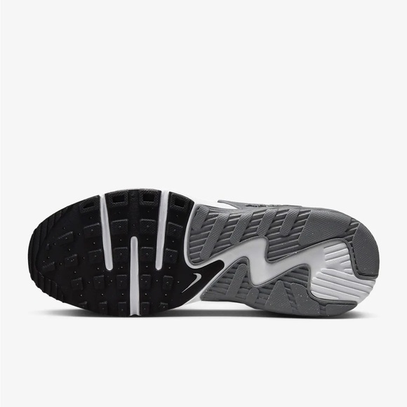 Nike Air Max Excee Women's Shoes 7.5, Black White Gray NWT - Picture 9 of 9